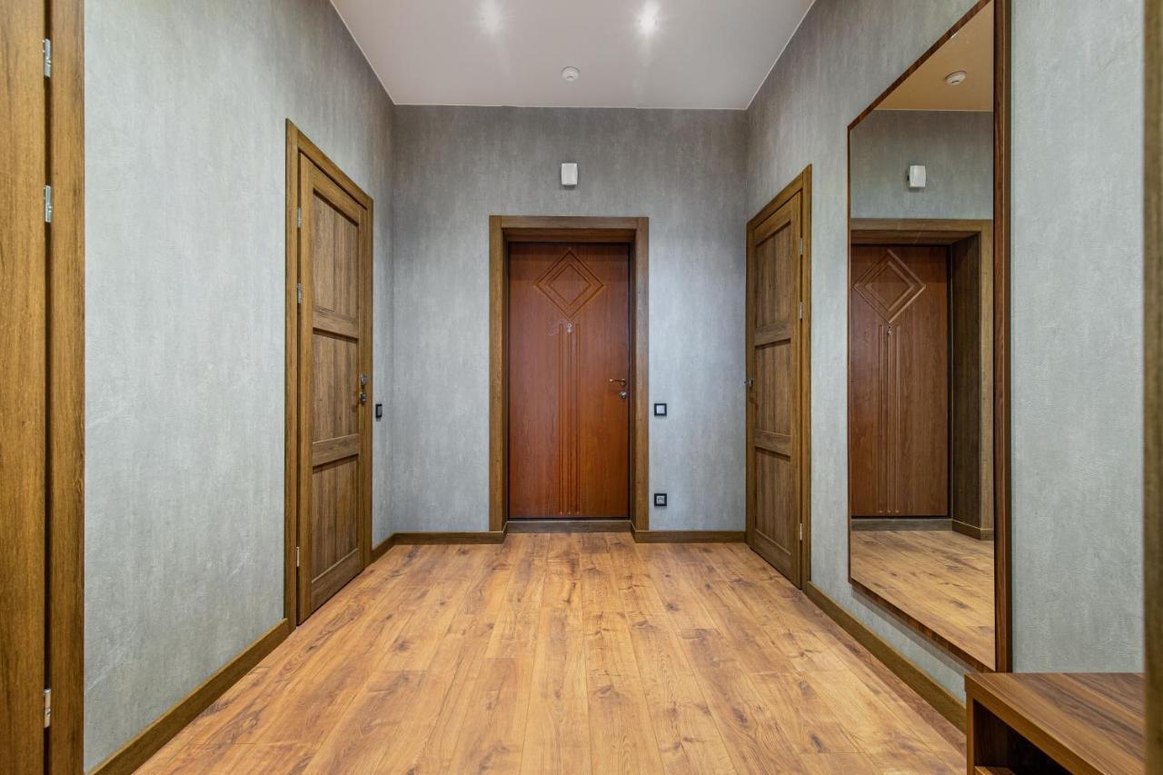 Sea Symphony Wood Style Apartment Odessa Exterior foto